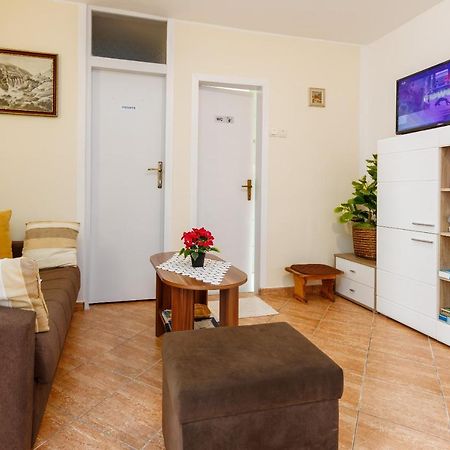 Apartment Zalac สลูน ภายนอก รูปภาพ