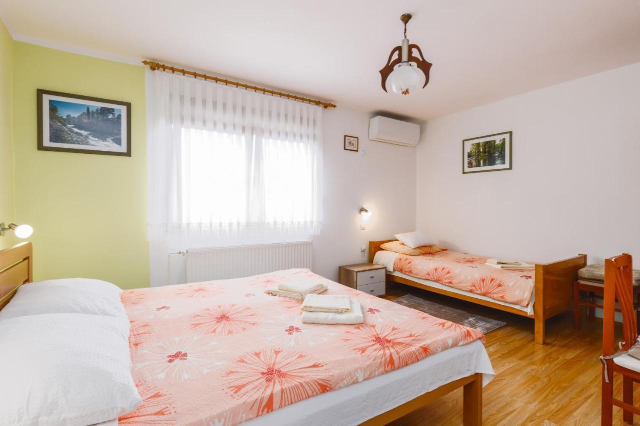 Apartment Zalac สลูน ภายนอก รูปภาพ