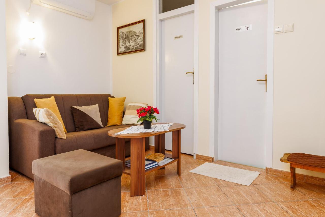 Apartment Zalac สลูน ภายนอก รูปภาพ