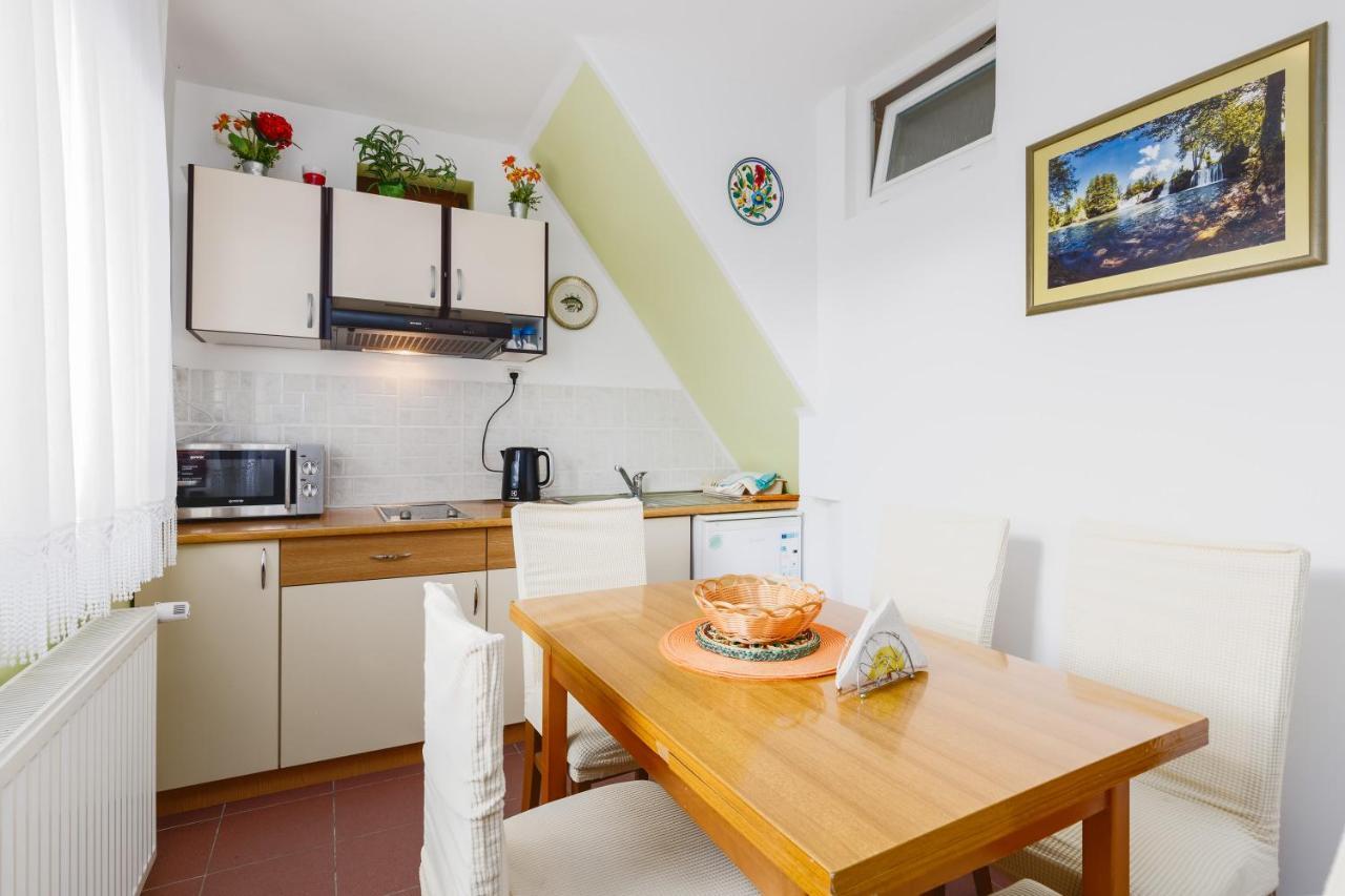 Apartment Zalac สลูน ภายนอก รูปภาพ