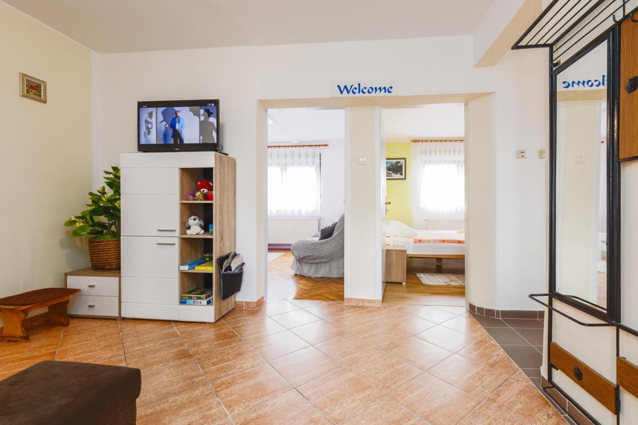 Apartment Zalac สลูน ภายนอก รูปภาพ