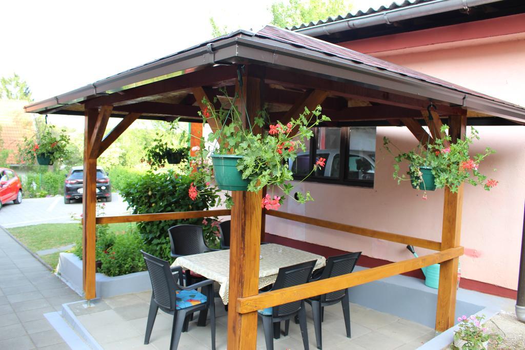 Apartment Zalac สลูน ภายนอก รูปภาพ